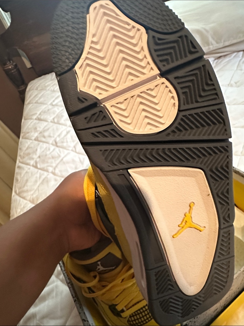 Jordan Retro 4 lightning sneakers - Picture 4 of 5
